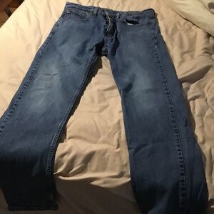 Levi’s 505 Men's Relaxed Fit Blue Jeans. Size 33/30